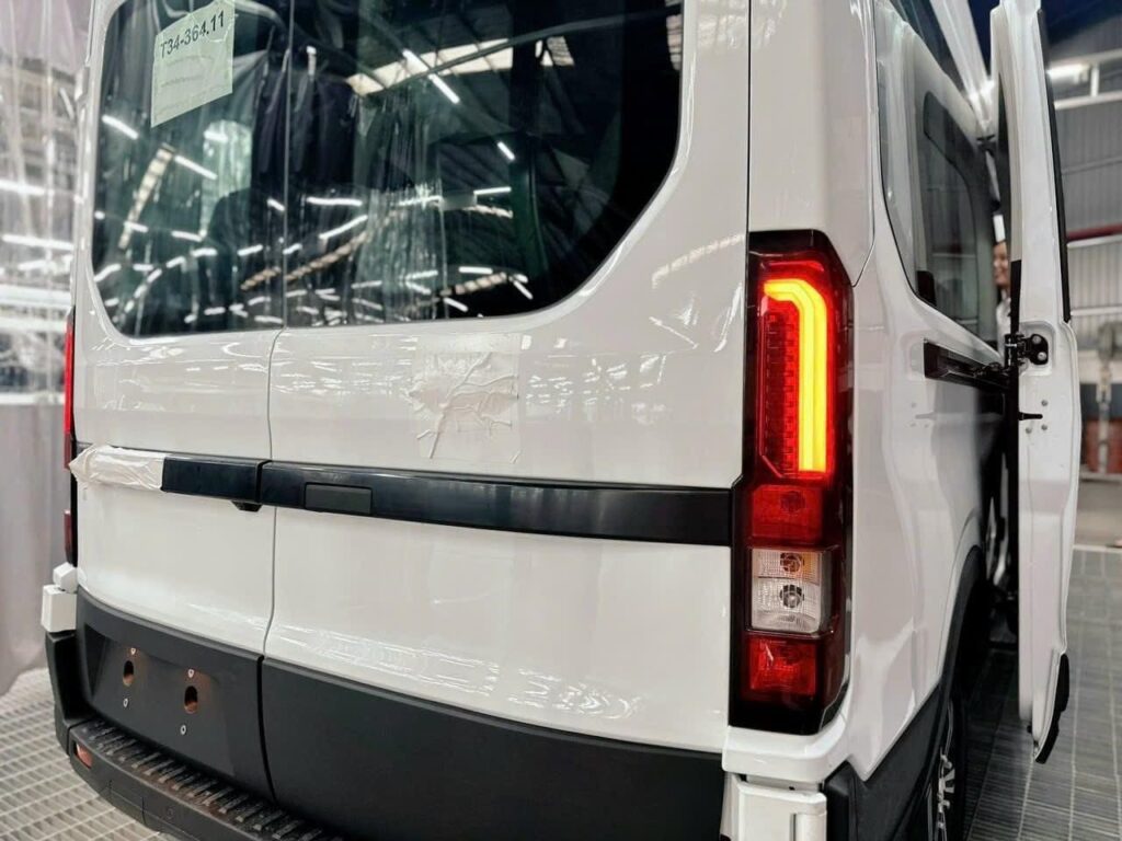 4-2764372j33698