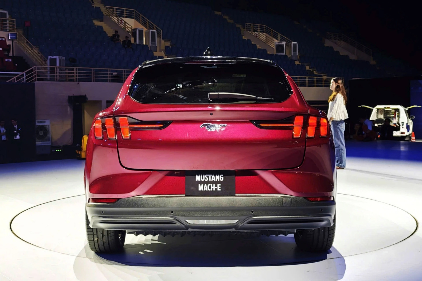 Đèn hậu 3 dải đặc trưng Mustang